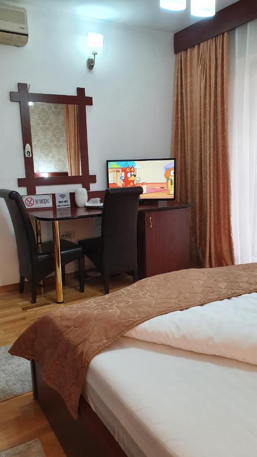 Guest house Pensiunea Select 3*
