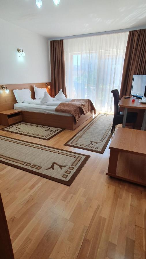 Pensiunea Select 3*