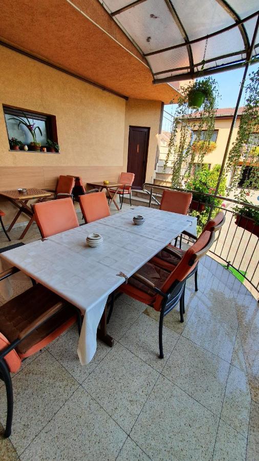 Guest house Pensiunea Select Arad